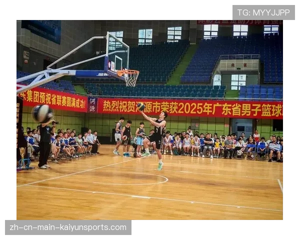 男篮校园推广计划正式启动 万本教材免费发放助力青少年篮球发展